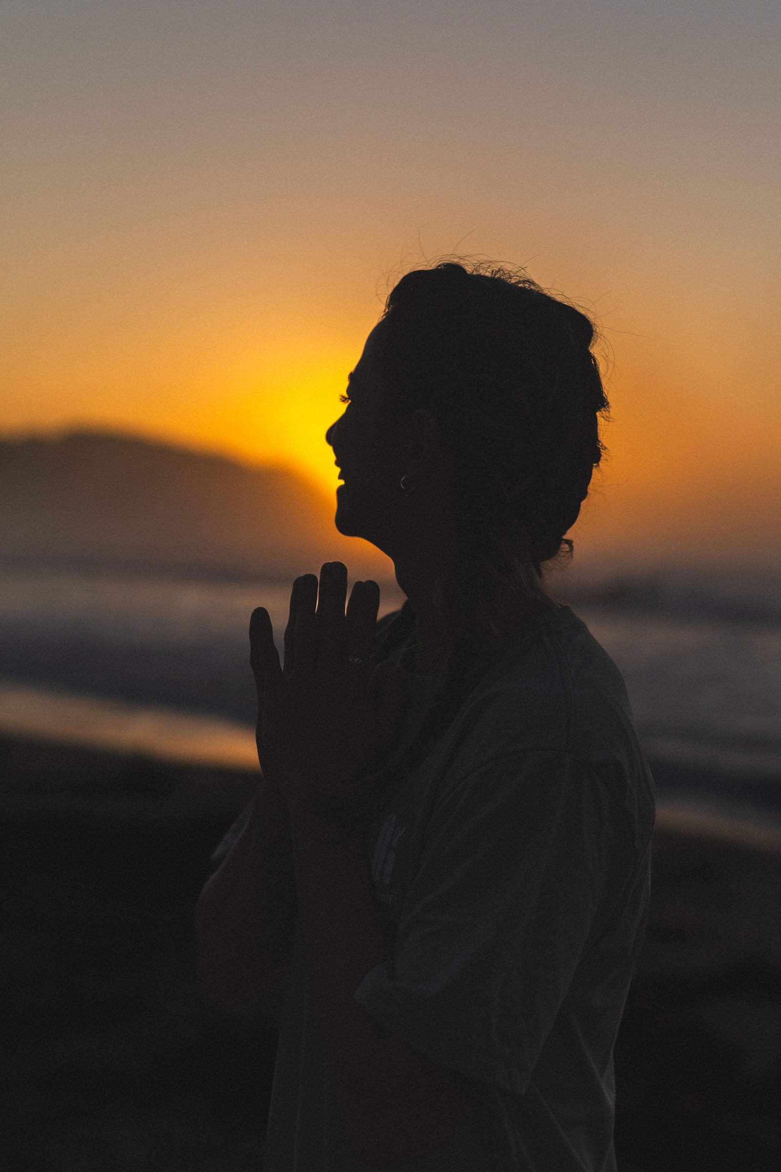 Isa Miyashita — professora de Yoga